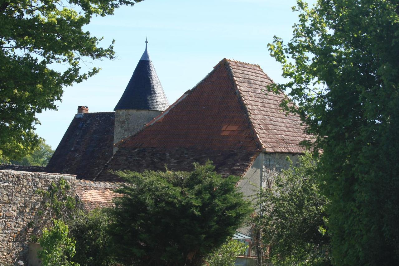 Chateau Mareuil Brigueil-le-Chantre Екстер'єр фото