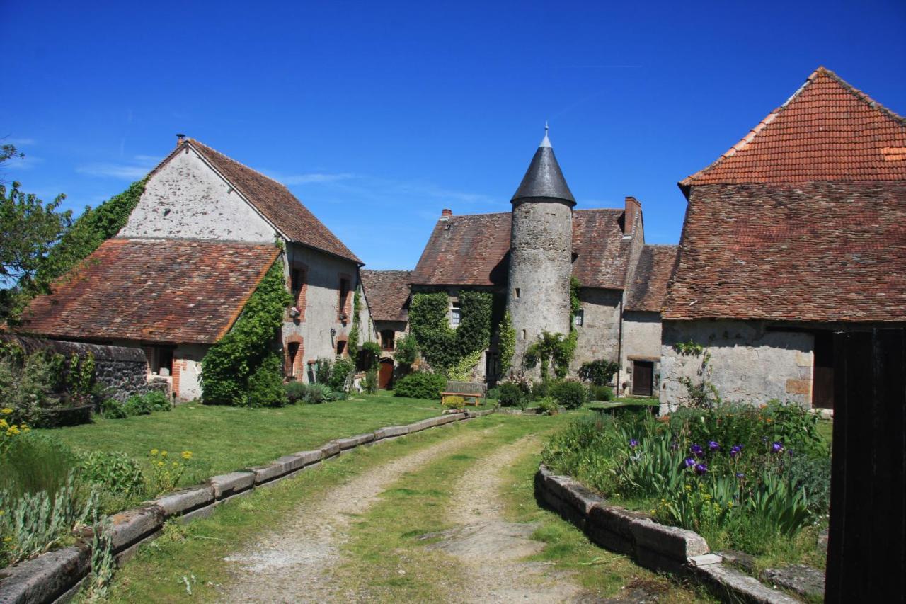 Chateau Mareuil Brigueil-le-Chantre Екстер'єр фото
